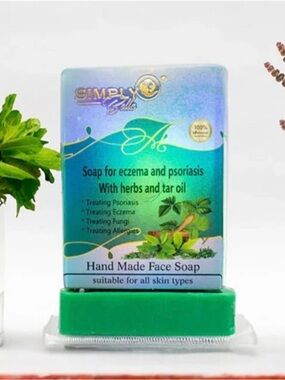 Simply Belle Green Hand Made Face Soap with Herbal Tar Oil